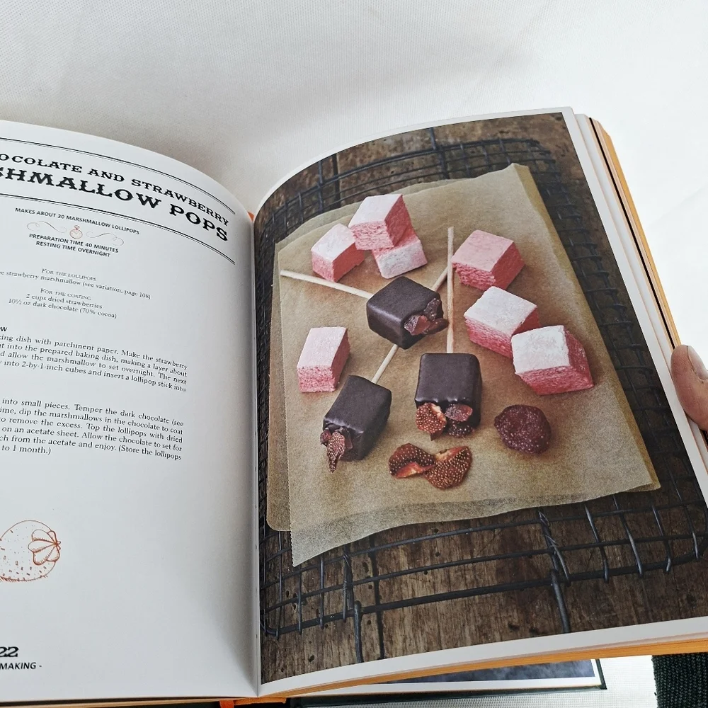 À la Mère de Famille: Recipes from the Beloved Parisian Confectioner Cookbook - Picture 8 of 12